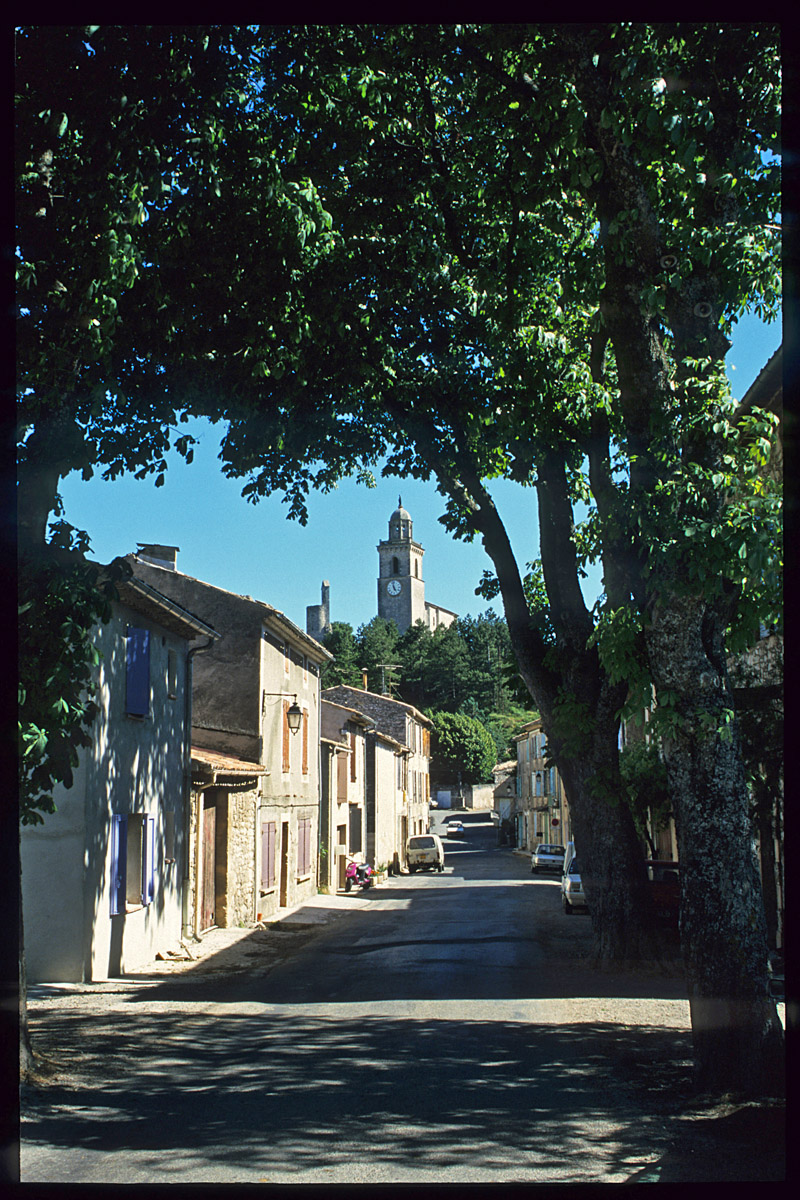 Eine Ortschaft in der Provence