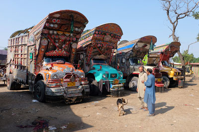 Trucks an der GTR nach Lahore
